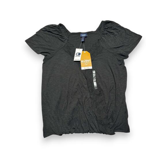 NWT Daytrip Black Lace V-Neck Wrap Elastic Hem Blouse Size Medium - Picture 3 of 12